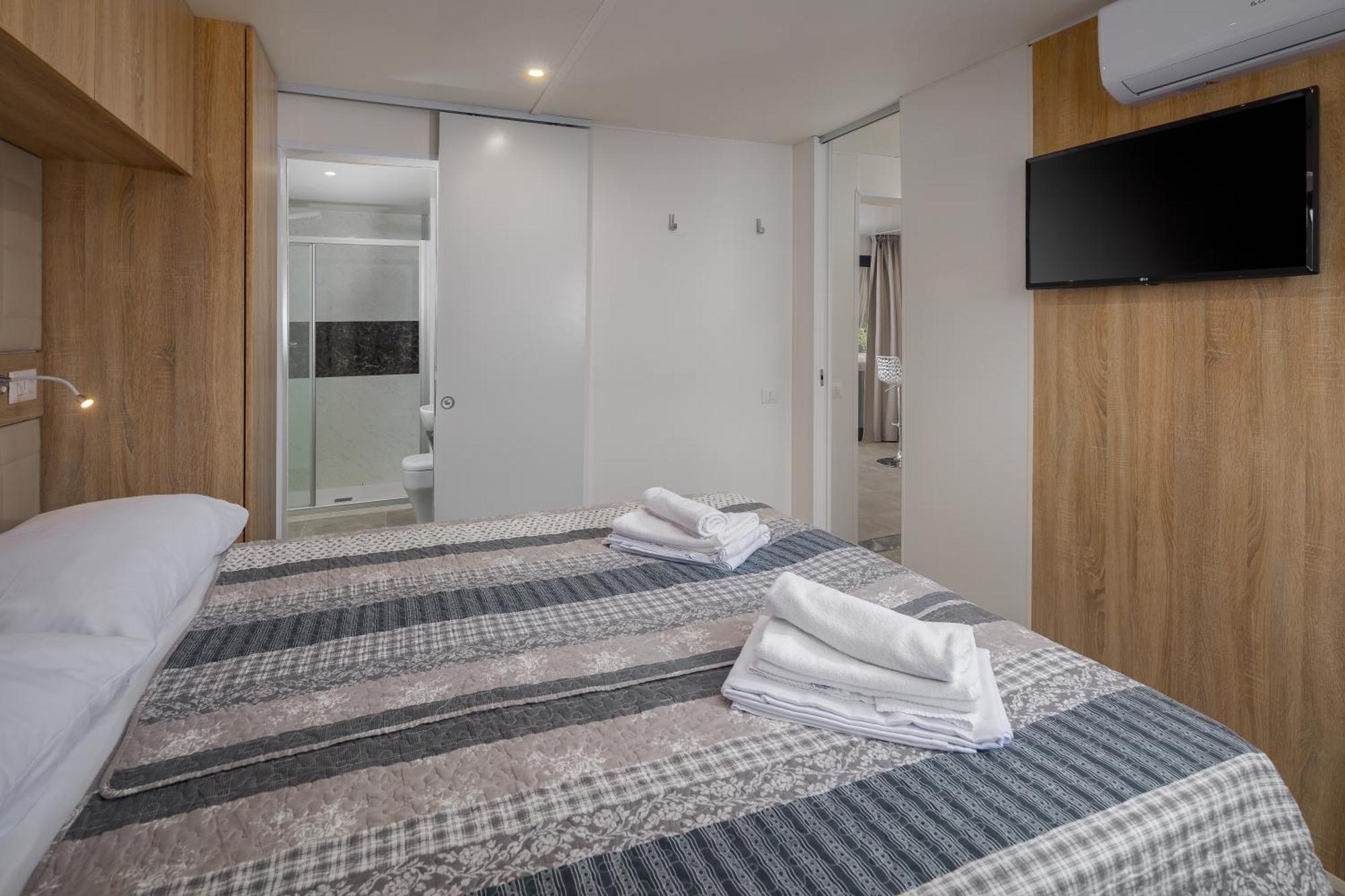 Premium Camping Homes Santa Marina, Lanterna Tar-Vabriga 外观 照片