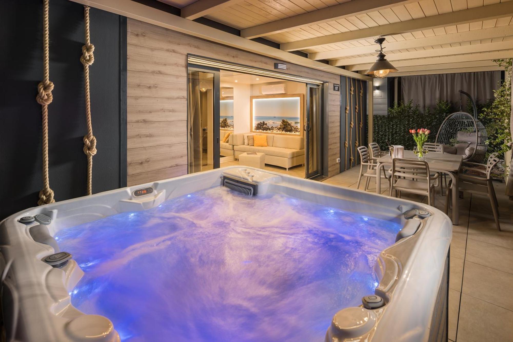 Premium Camping Homes Santa Marina, Lanterna Tar-Vabriga 外观 照片