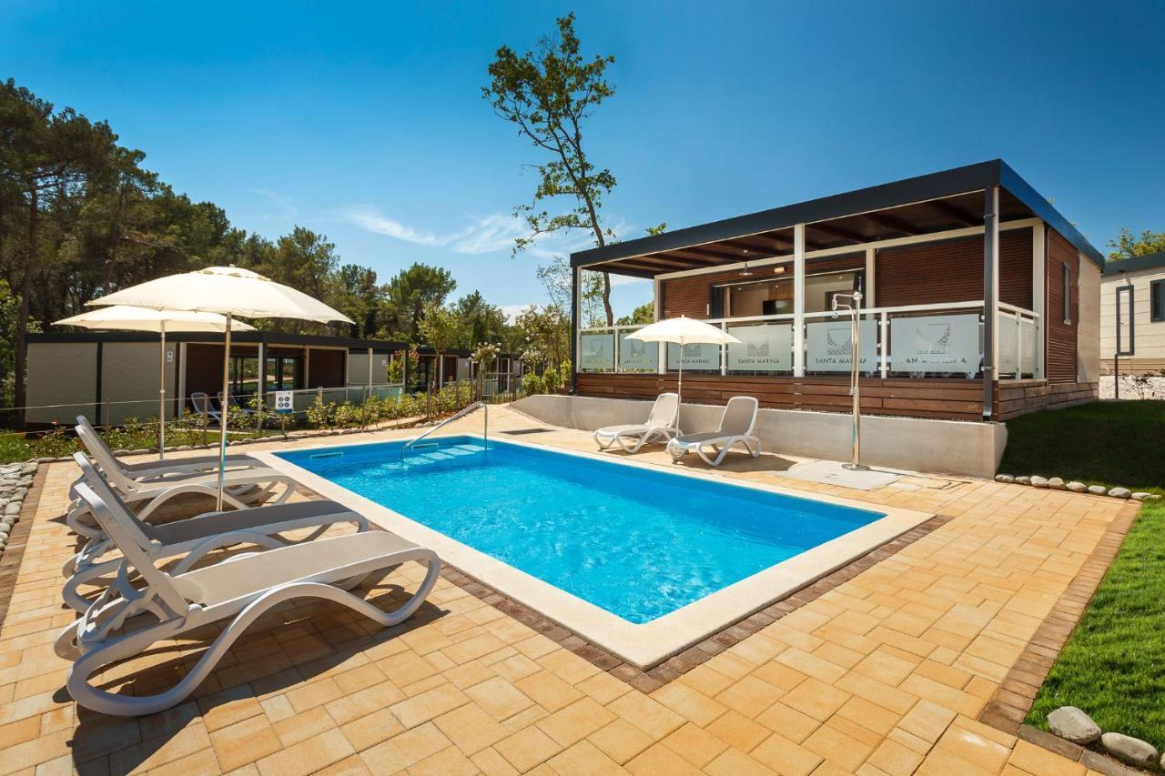 Premium Camping Homes Santa Marina, Lanterna Tar-Vabriga 外观 照片