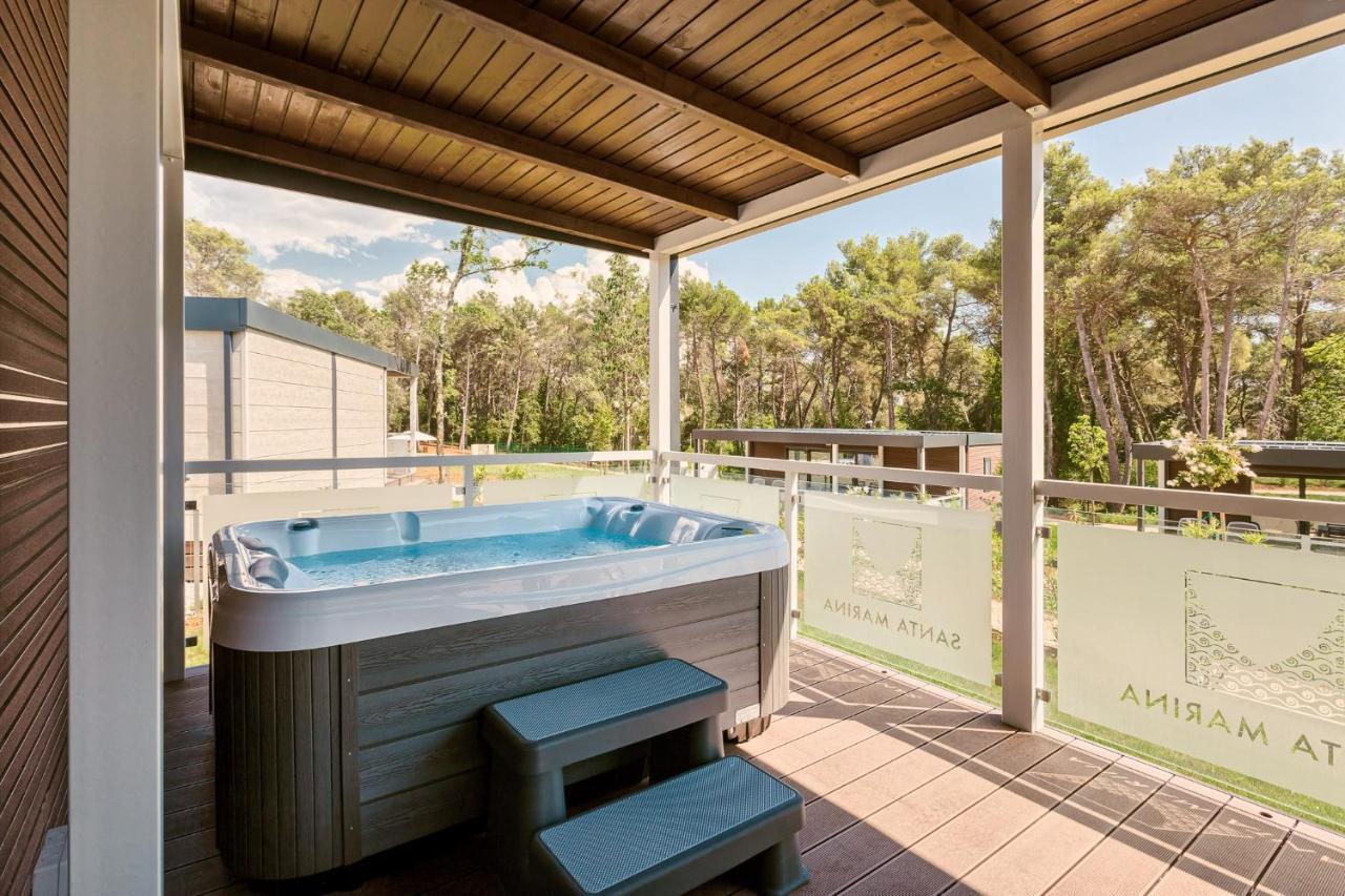 Premium Camping Homes Santa Marina, Lanterna Tar-Vabriga 外观 照片