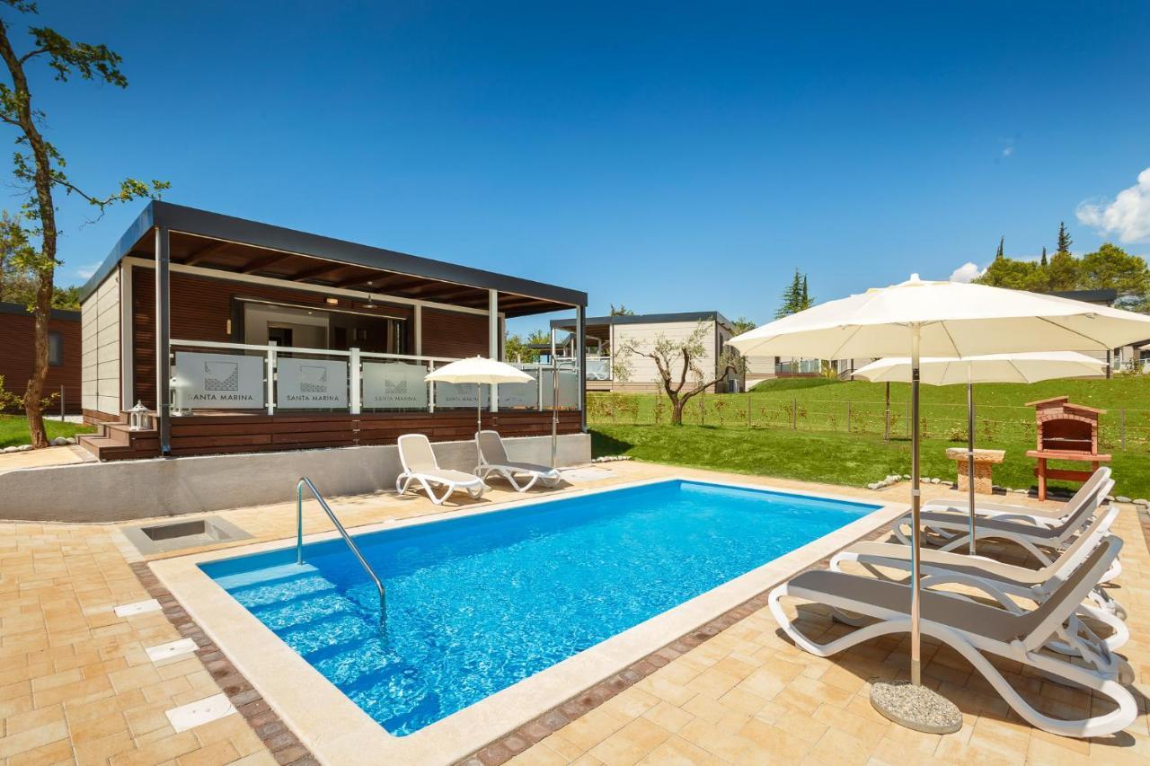 Premium Camping Homes Santa Marina, Lanterna Tar-Vabriga 外观 照片