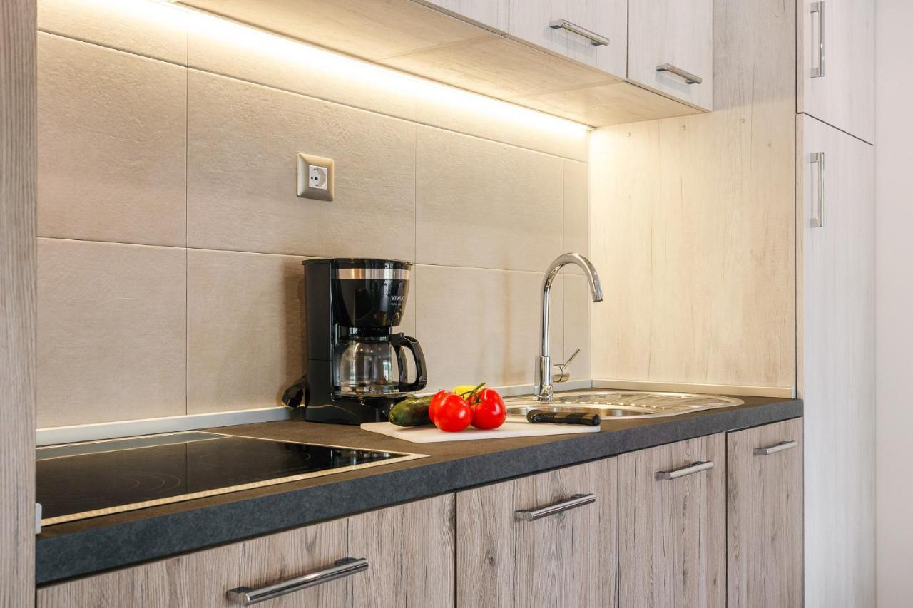 Premium Camping Homes Santa Marina, Lanterna Tar-Vabriga 外观 照片