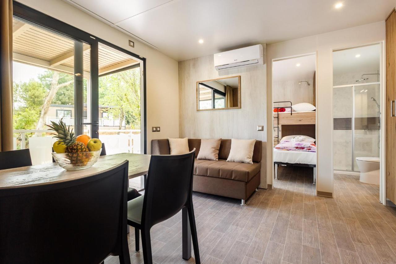 Premium Camping Homes Santa Marina, Lanterna Tar-Vabriga 外观 照片