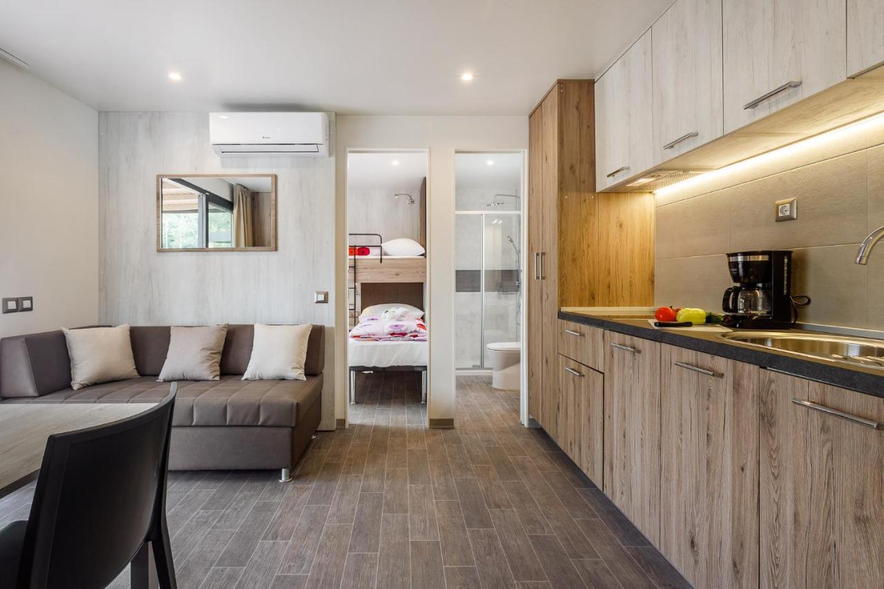 Premium Camping Homes Santa Marina, Lanterna Tar-Vabriga 外观 照片