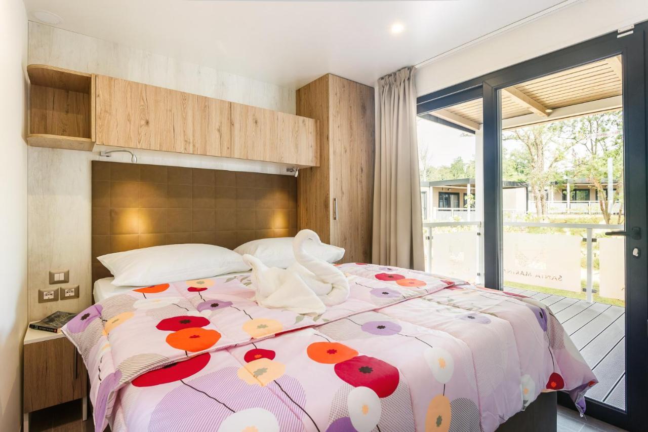 Premium Camping Homes Santa Marina, Lanterna Tar-Vabriga 外观 照片