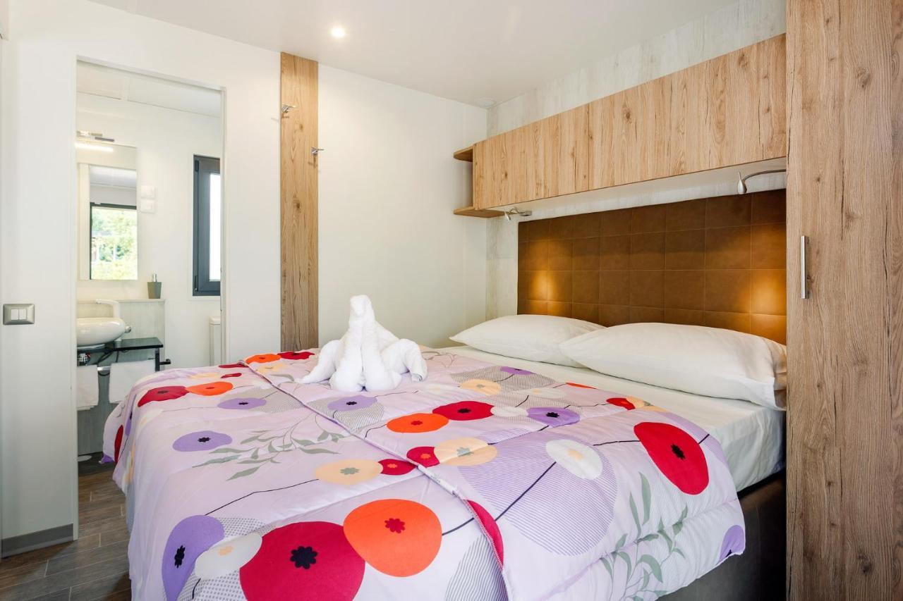 Premium Camping Homes Santa Marina, Lanterna Tar-Vabriga 外观 照片